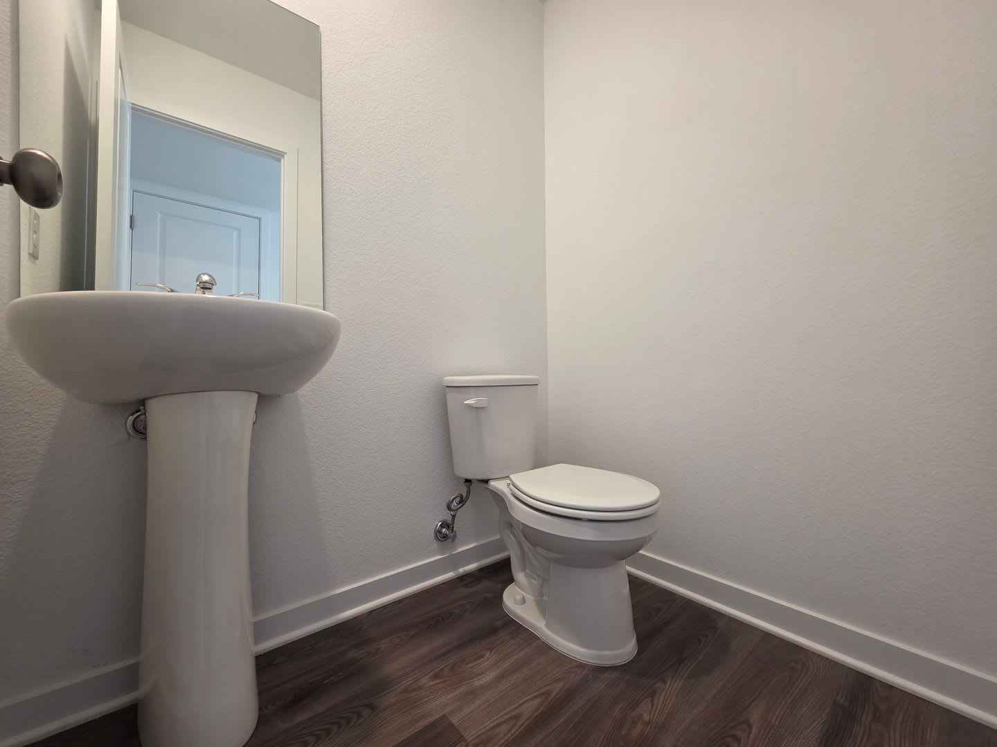Brand New 3 Bedroom Townhome In The Sunbeam Community – photo 3