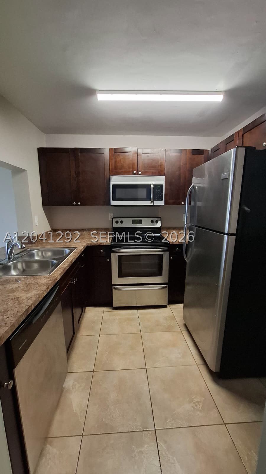 496 NW 165th St Rd – photo 3