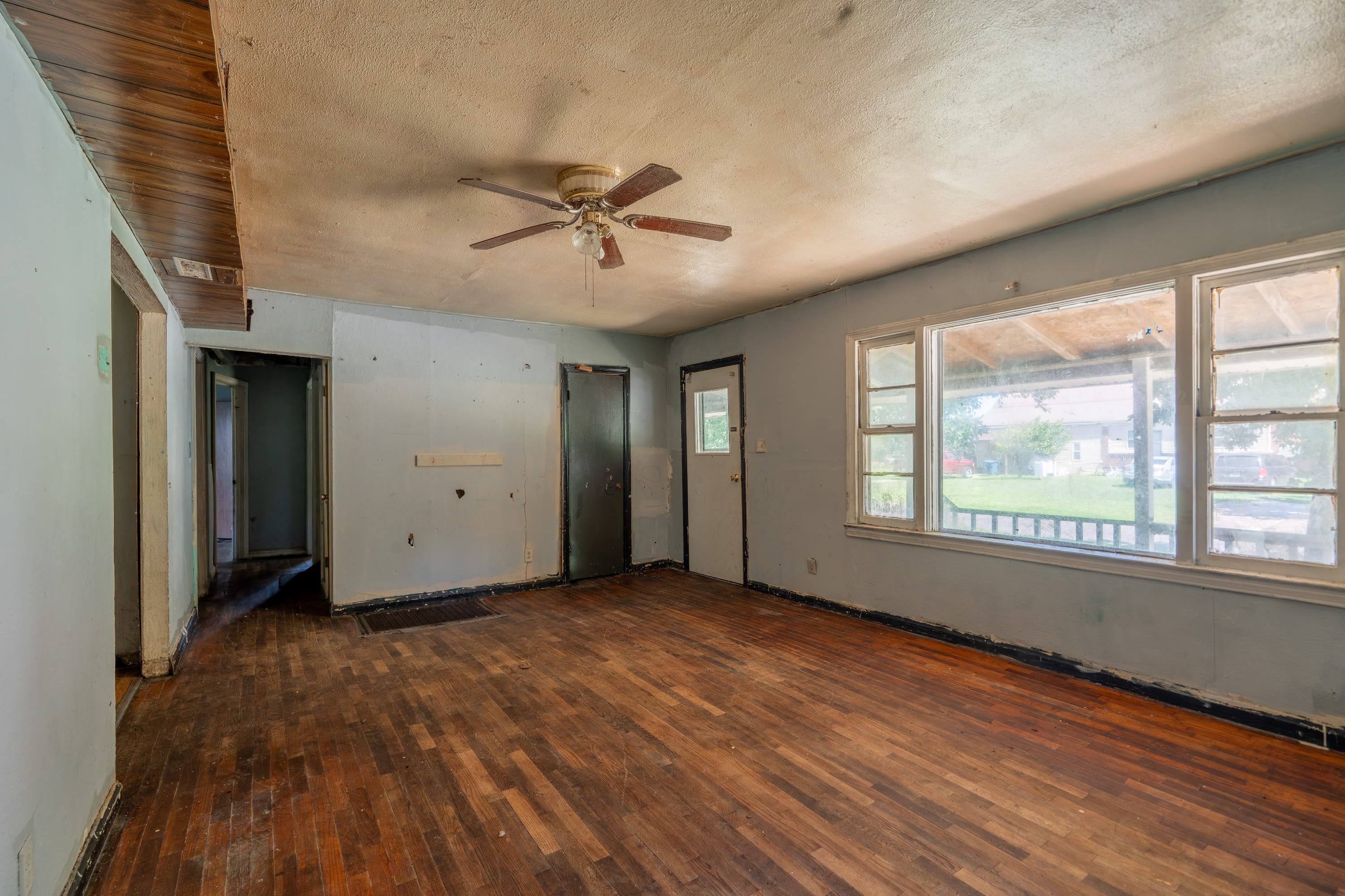 101 W Union St – photo 5