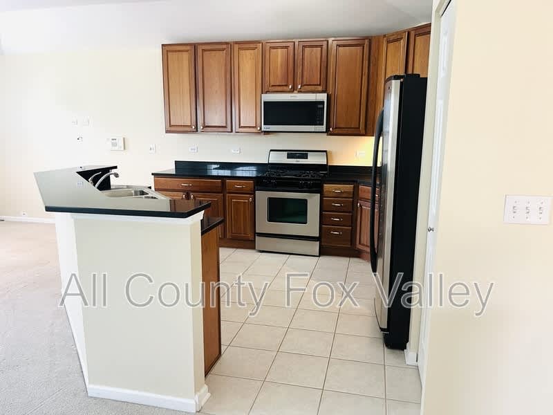 1844 Crenshaw Circle – photo 5
