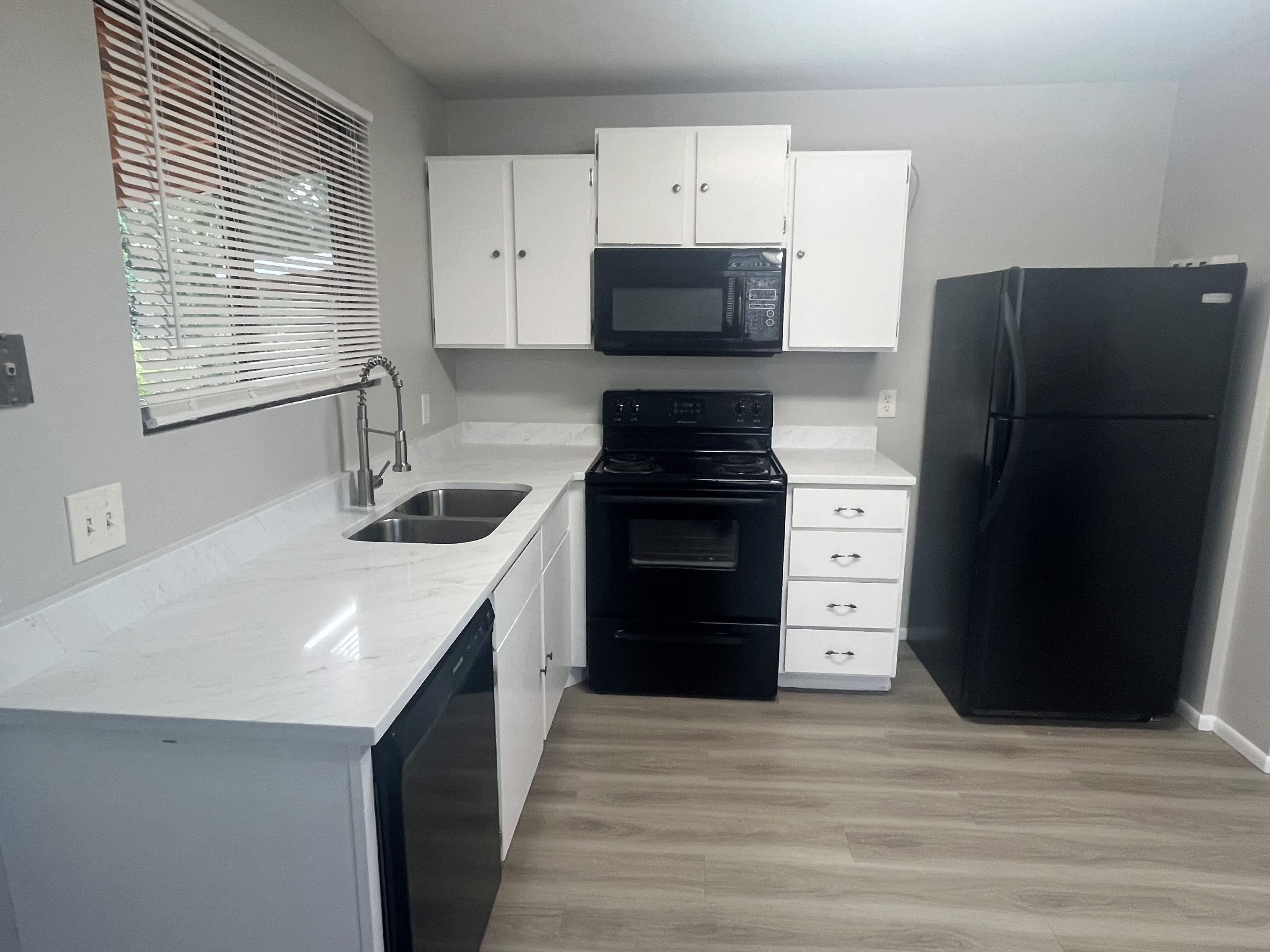 1537 W Ponderosa Ln – photo 4