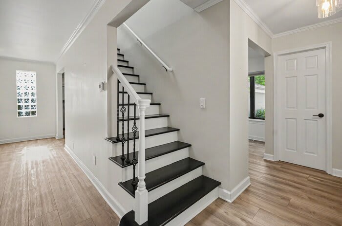 615 Davis Avenue – photo 5