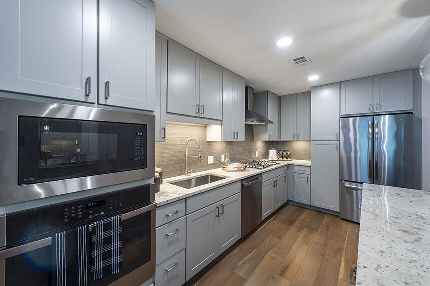 NOVEL River Oaks by Crescent Communities – photo 5
