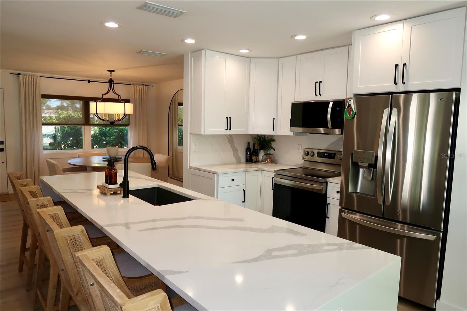 9484 TREASURE Lane NE – photo 4