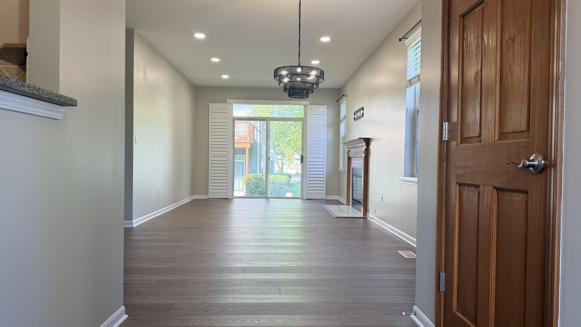 2437 Oneida Lane – photo 2