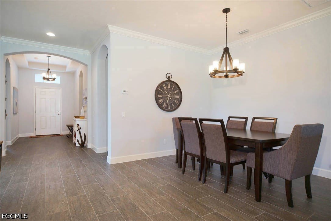 2772 Lambay Court – photo 4