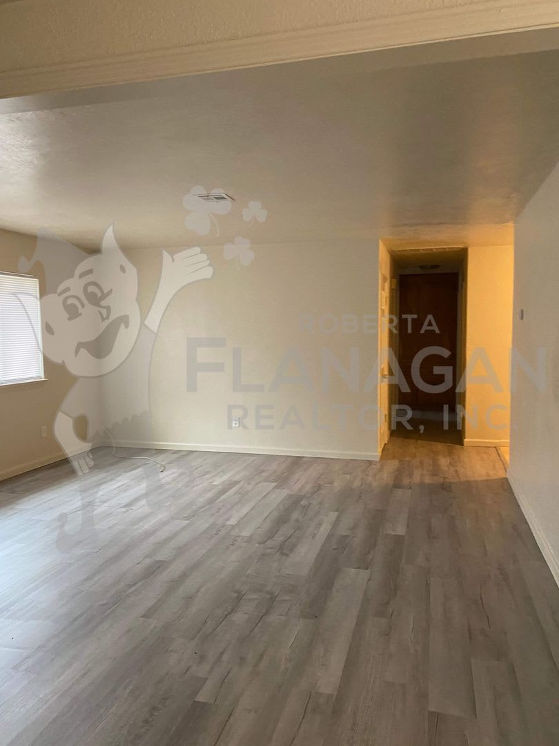 3 Bedroom 2 Bathroom Home – photo 5