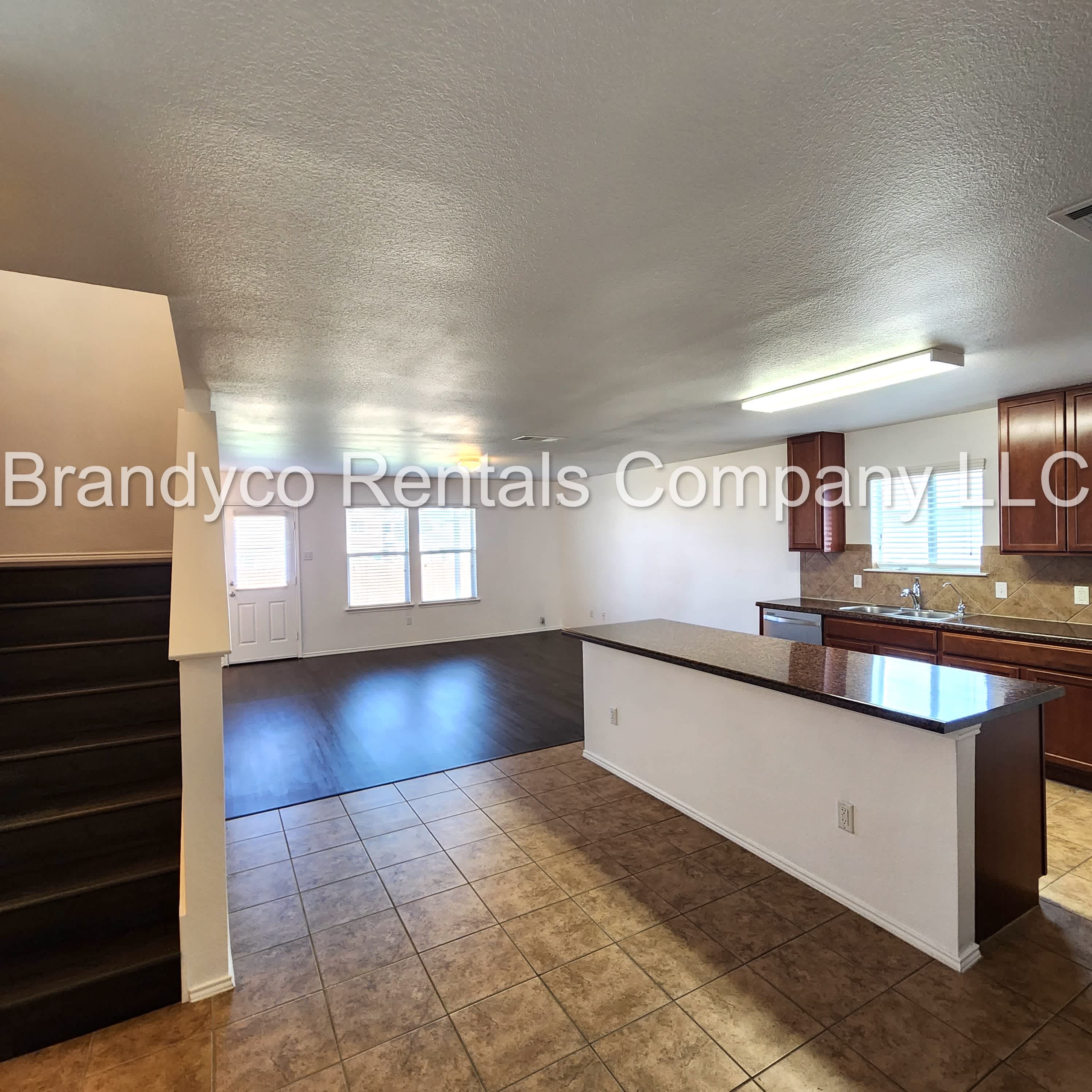 411 Taurus Drive – photo 4