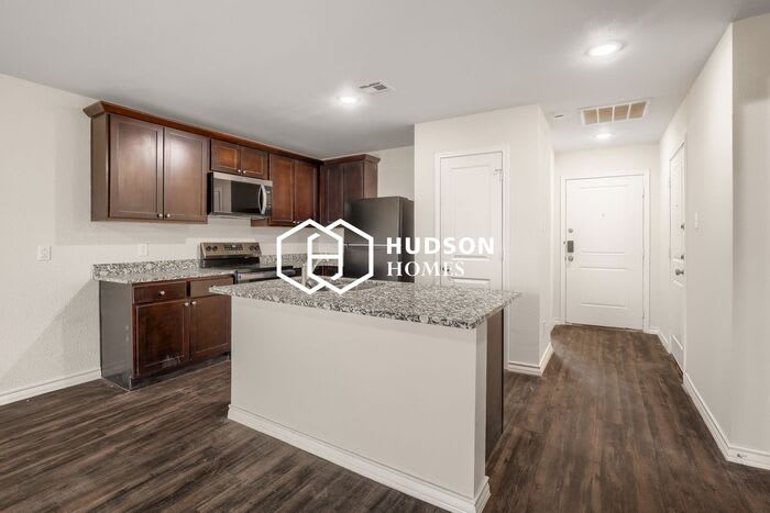 810 Walnut Avenue – photo 5