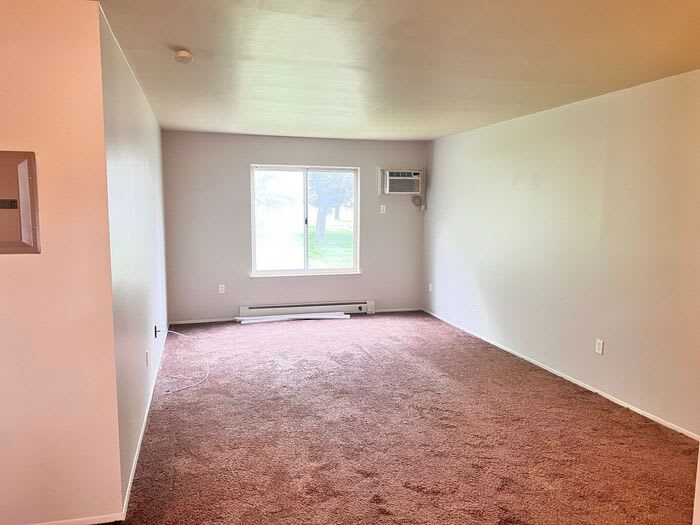 11476 Warren Boulevard – photo 2