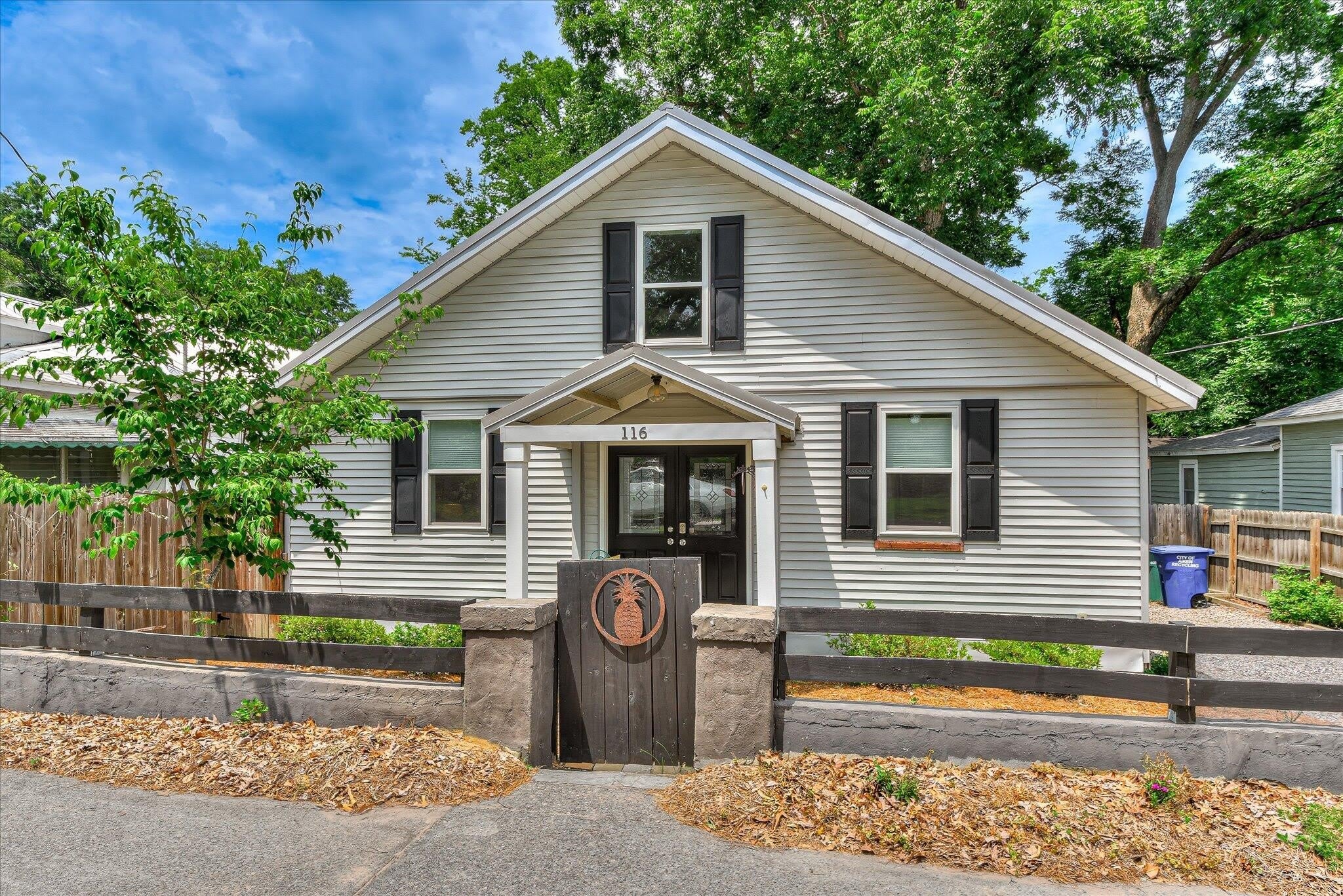 116 Edgefield Avenue Nw – photo 1