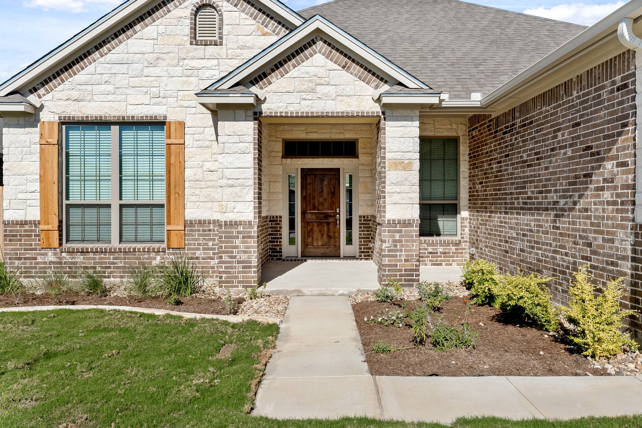 7308 Caladium Drive – photo 2