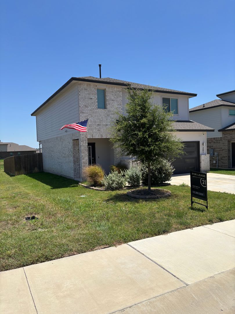 4 Bedroom 2.5 Bathroom Georgetown Home: Tres Tierras Subdivision – photo 2
