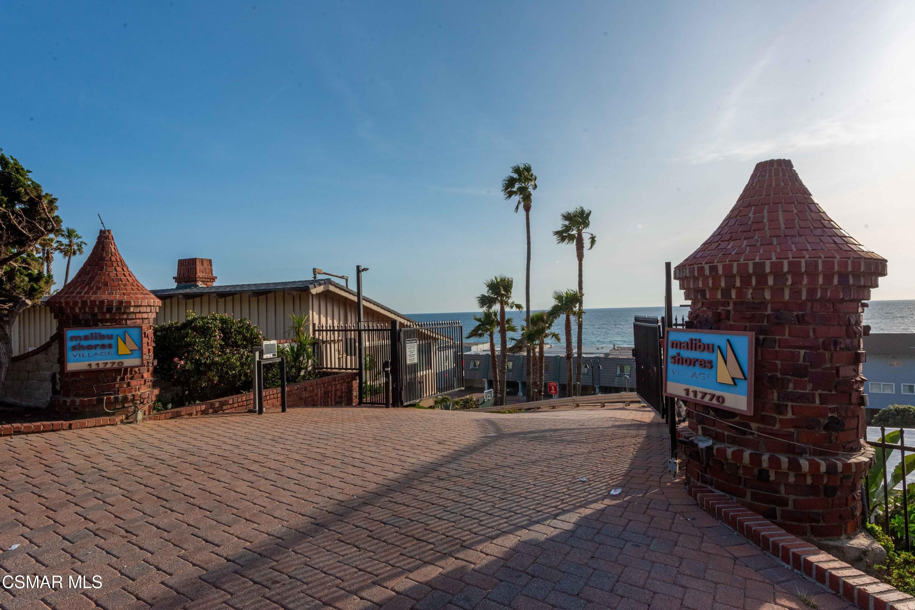 11770 Pacific Coast Highway – photo 1
