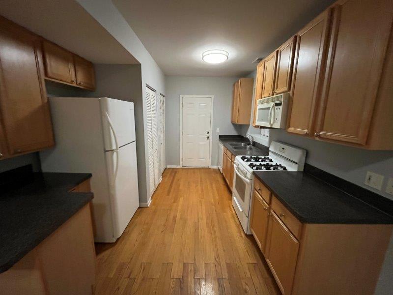 2314 West Rosemont – photo 1