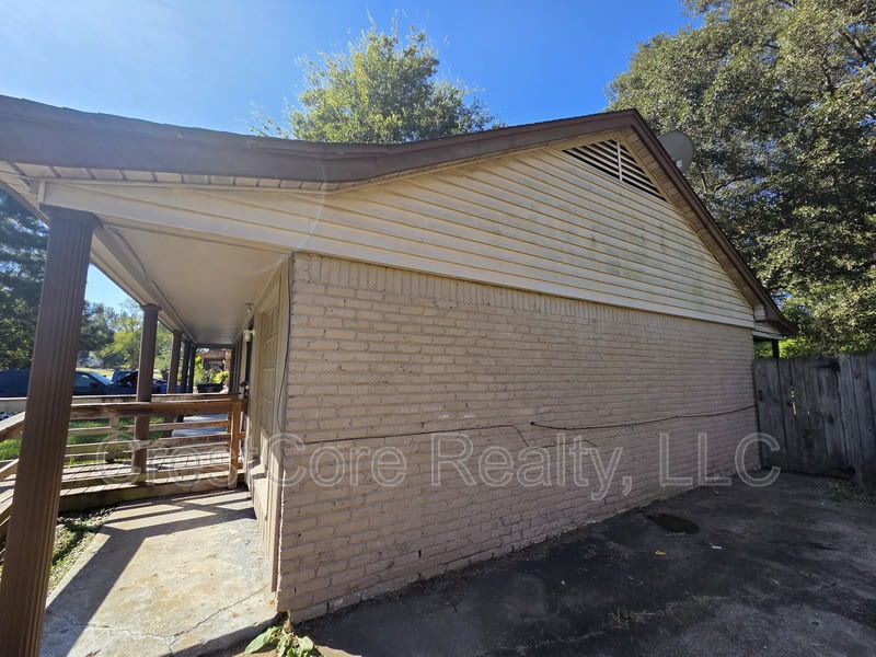 4573 Appleville St – photo 5