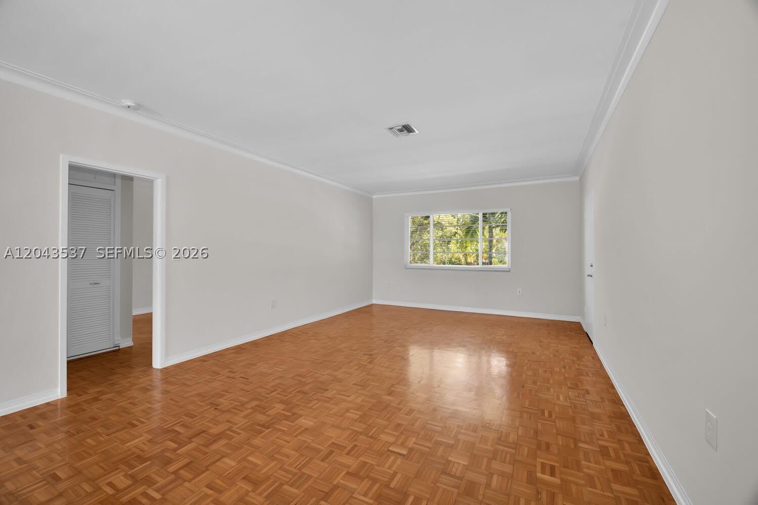 940 Sevilla Ave – photo 5