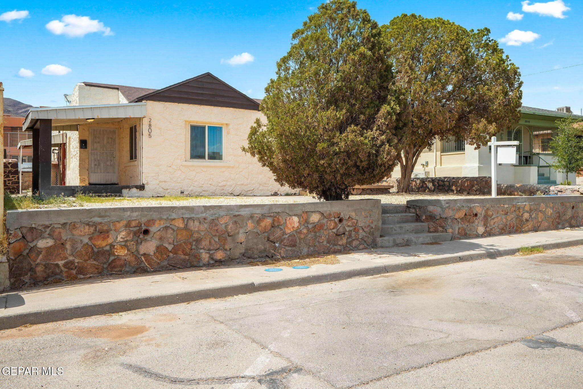 2805 GRANT Avenue – photo 1