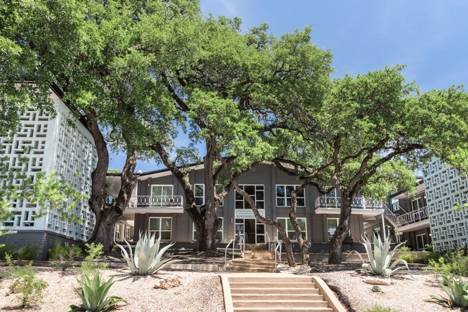River Oaks – photo 4