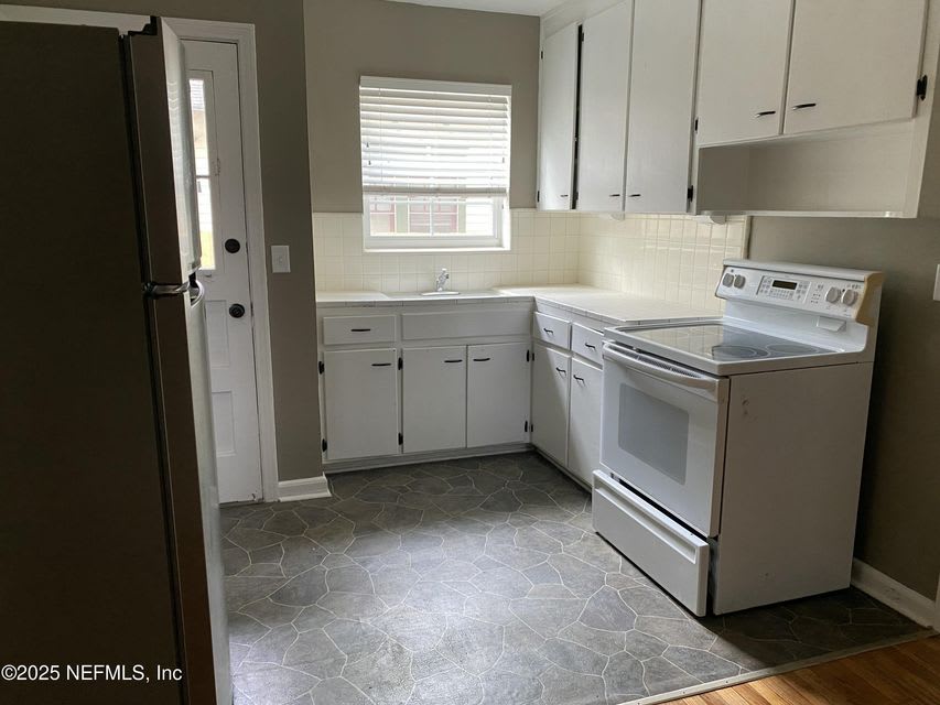 2761 Post Street 2 – photo 3