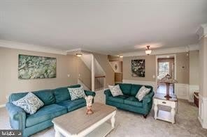 353 BARNFIELD SQ NE – photo 5