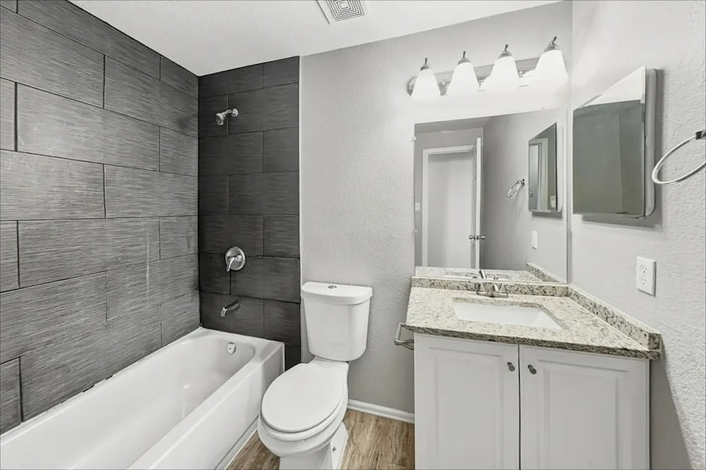 12274 Glencoe St – photo 4