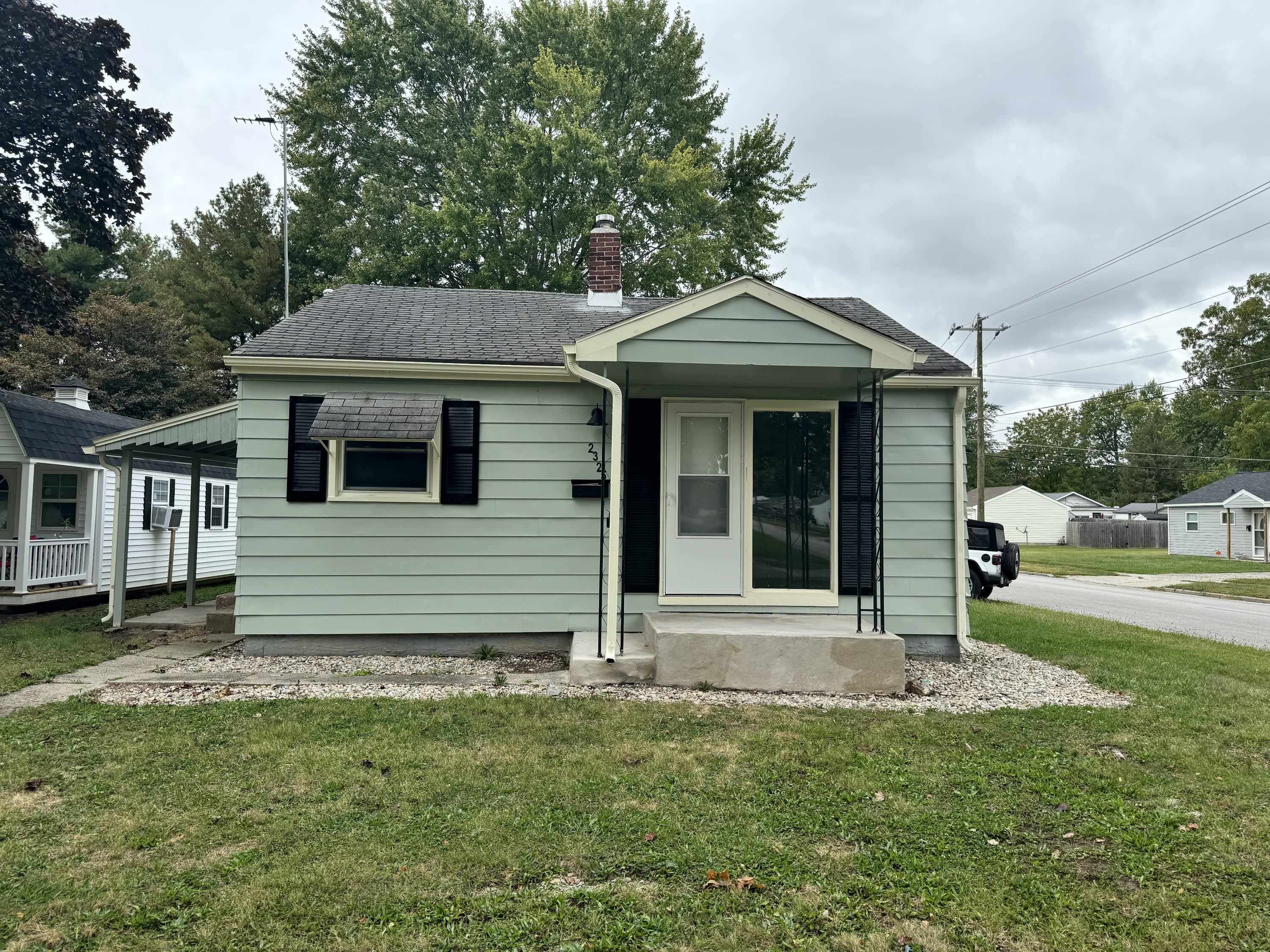 2325 North Locke Street – photo 1
