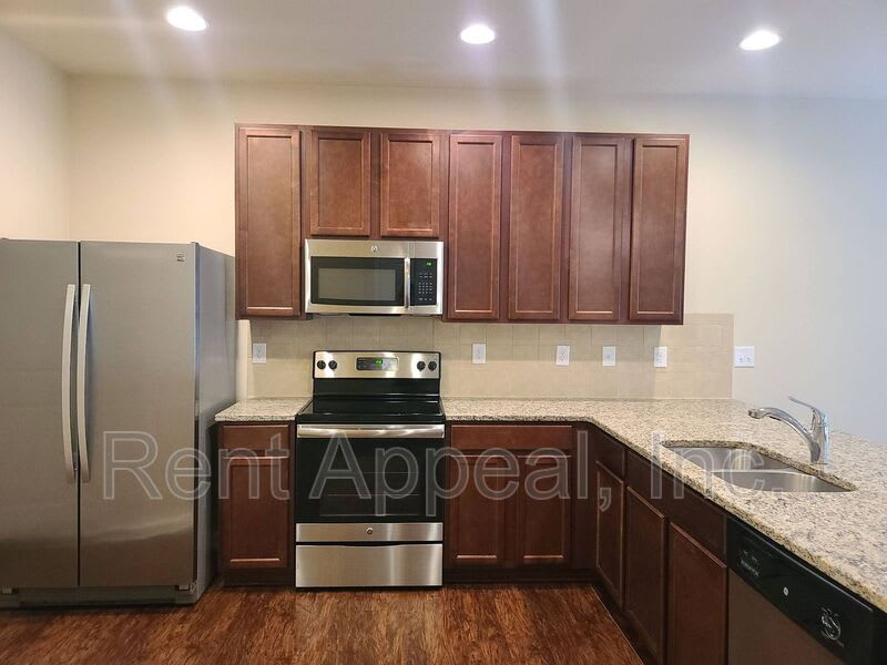 196 Highland Pointe Circle East – photo 2