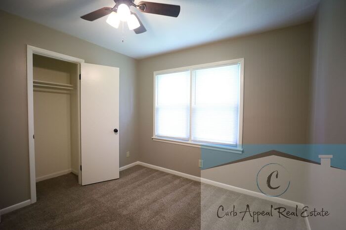 1616 Shady Grove Road – photo 2