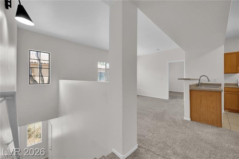 2111 Hussium Hills Street – photo 5