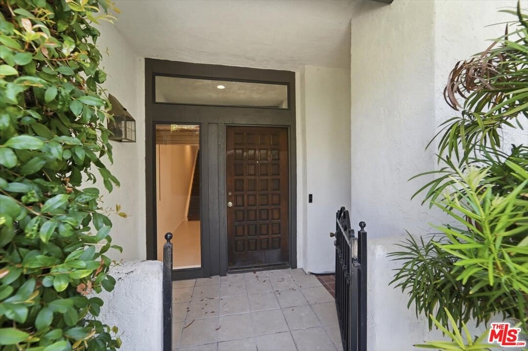 1544 Michael Ln – photo 2