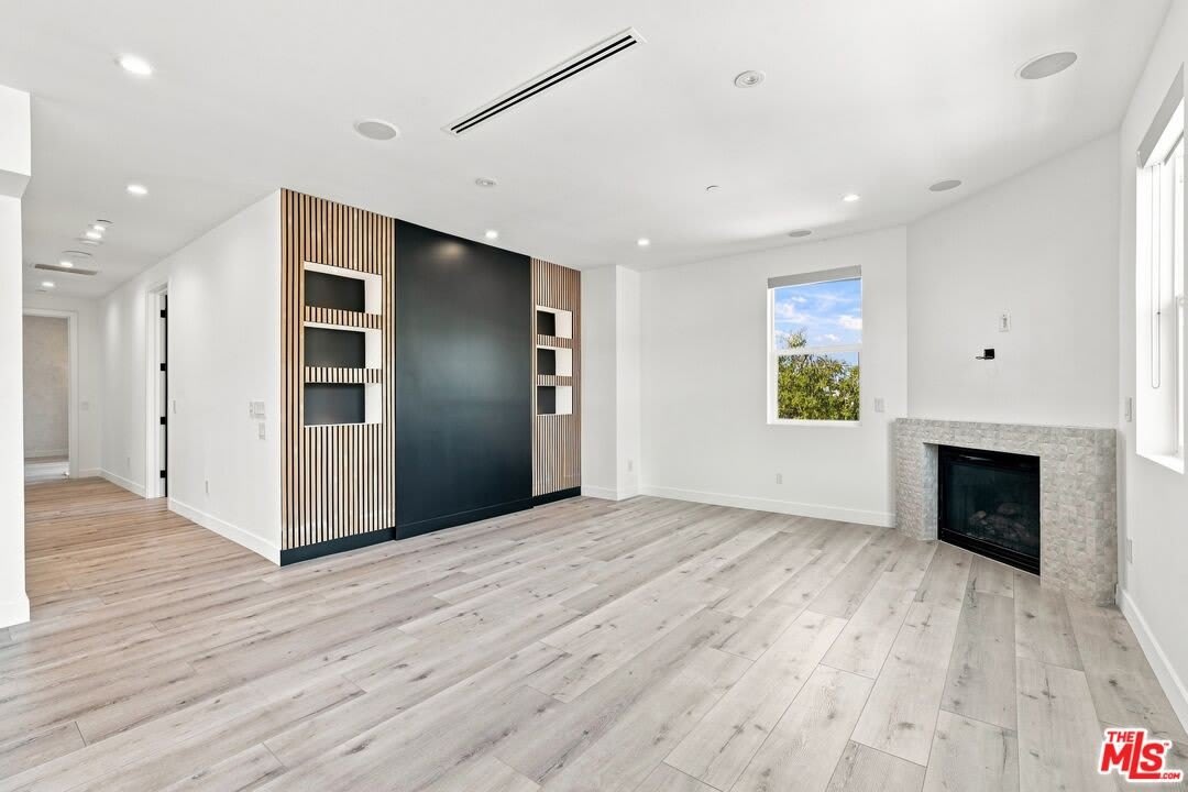 8121 Norton Ave – photo 4