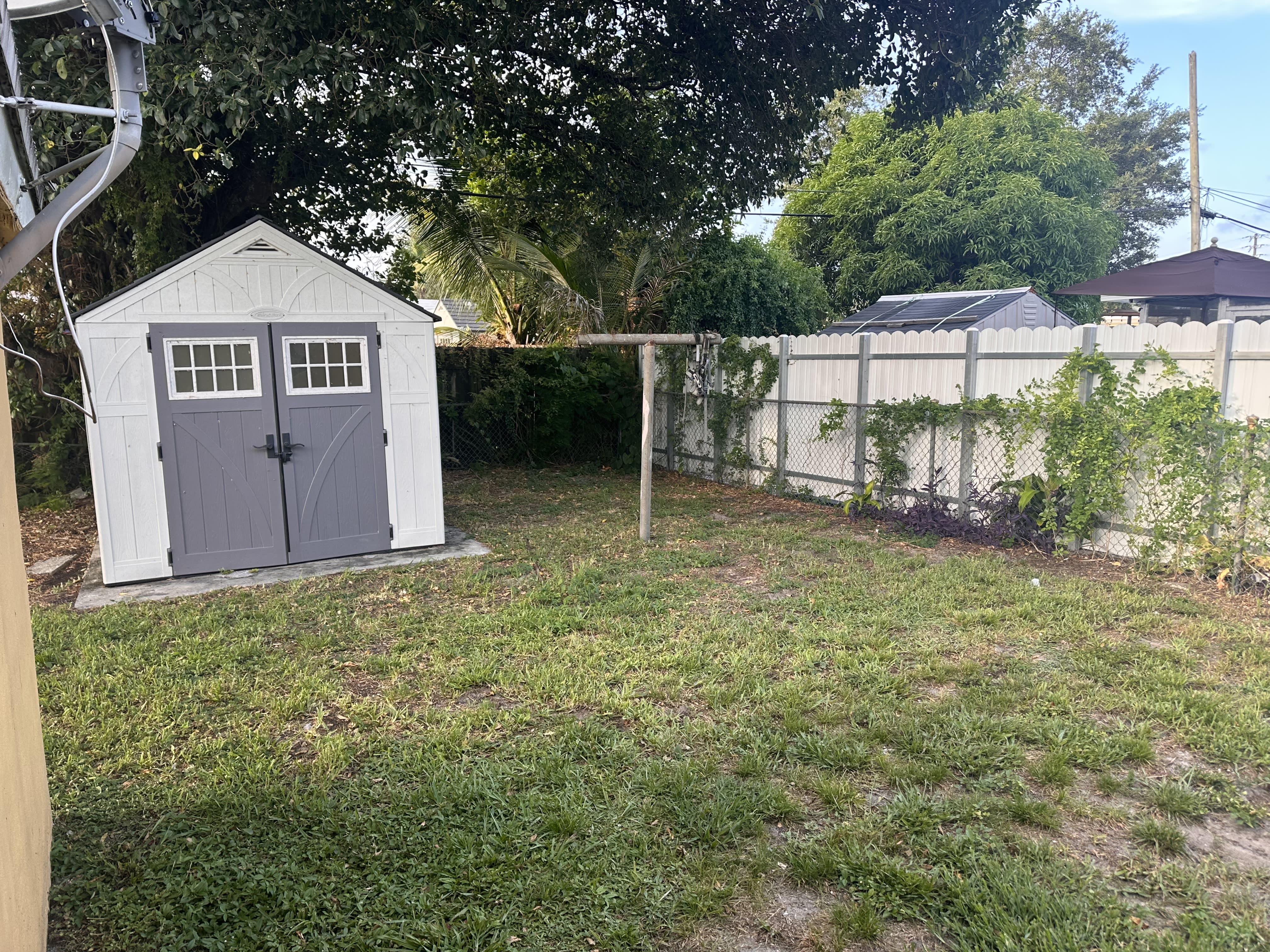 4411 Southwest 40th Street – photo 2