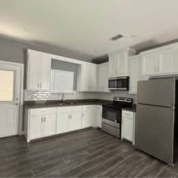 2922 W Driftwood St – photo 4