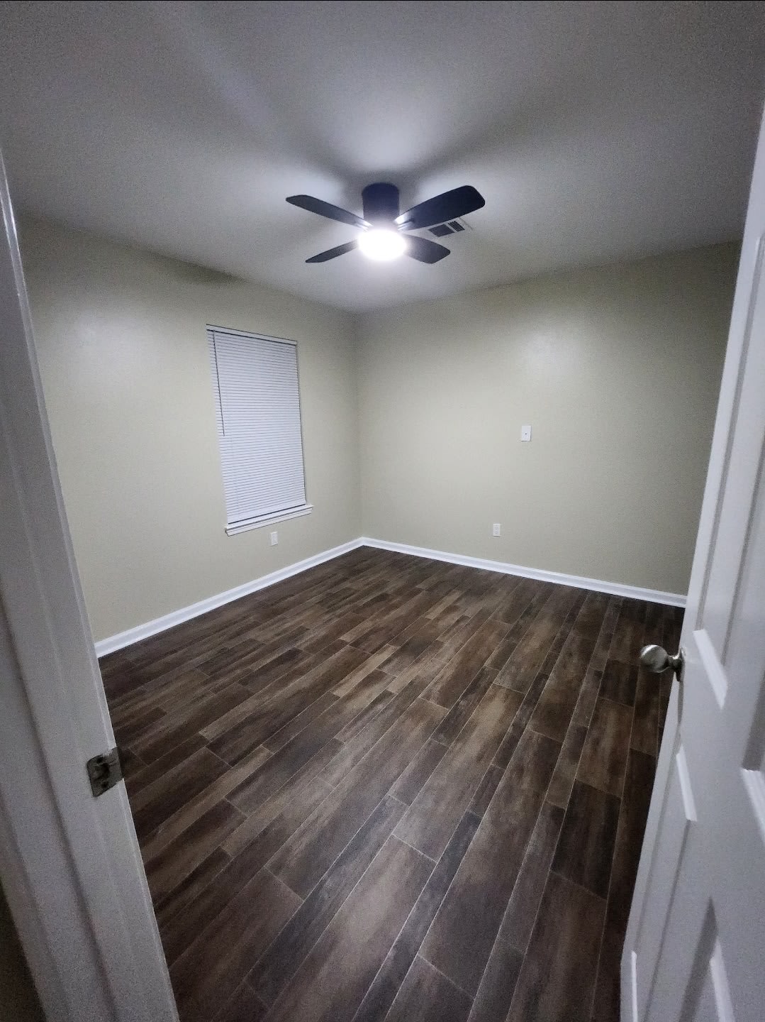 401 Lane Street – photo 5