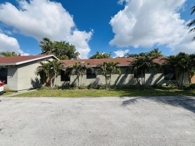 4195 Sanders Drive – photo 2