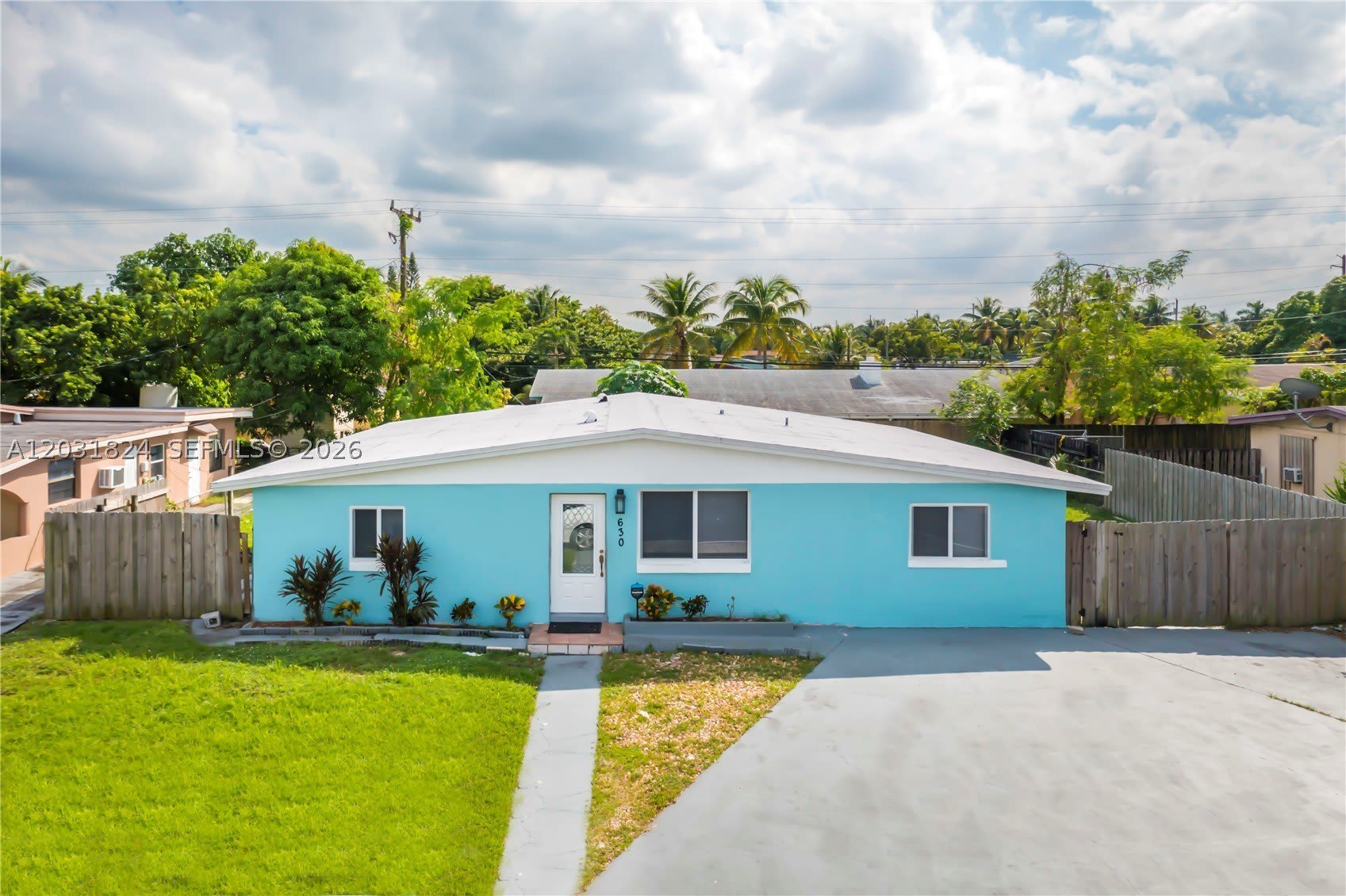 630 NW 199th St – photo 1
