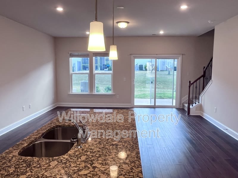 125 Woodford Reserve Ct – photo 5