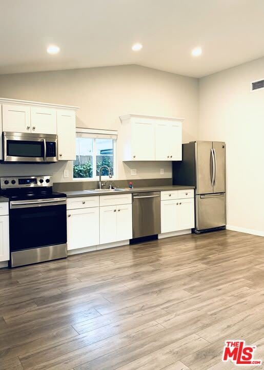328 W CALIFORNIA Ave – photo 5