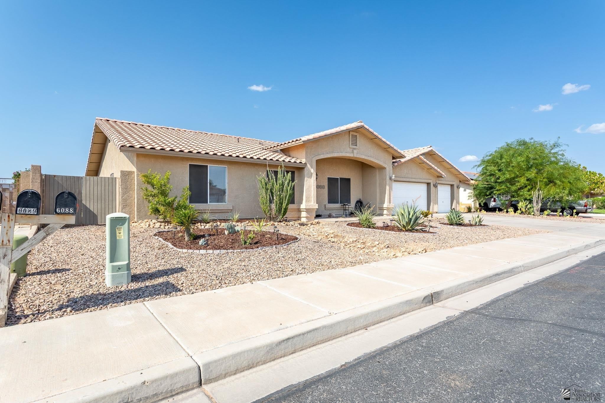 6088 E 40 LN – photo 4