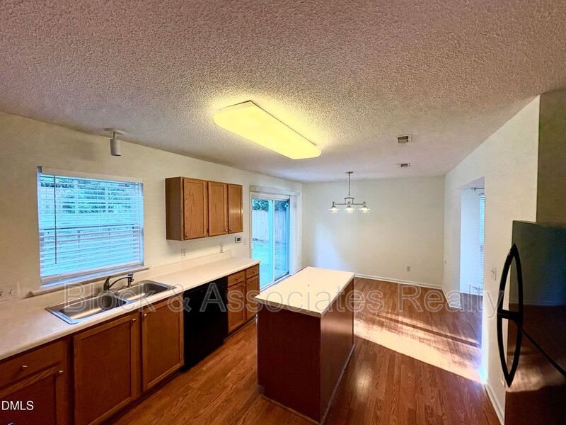 5100 Cardinal Grove Boulevard – photo 5