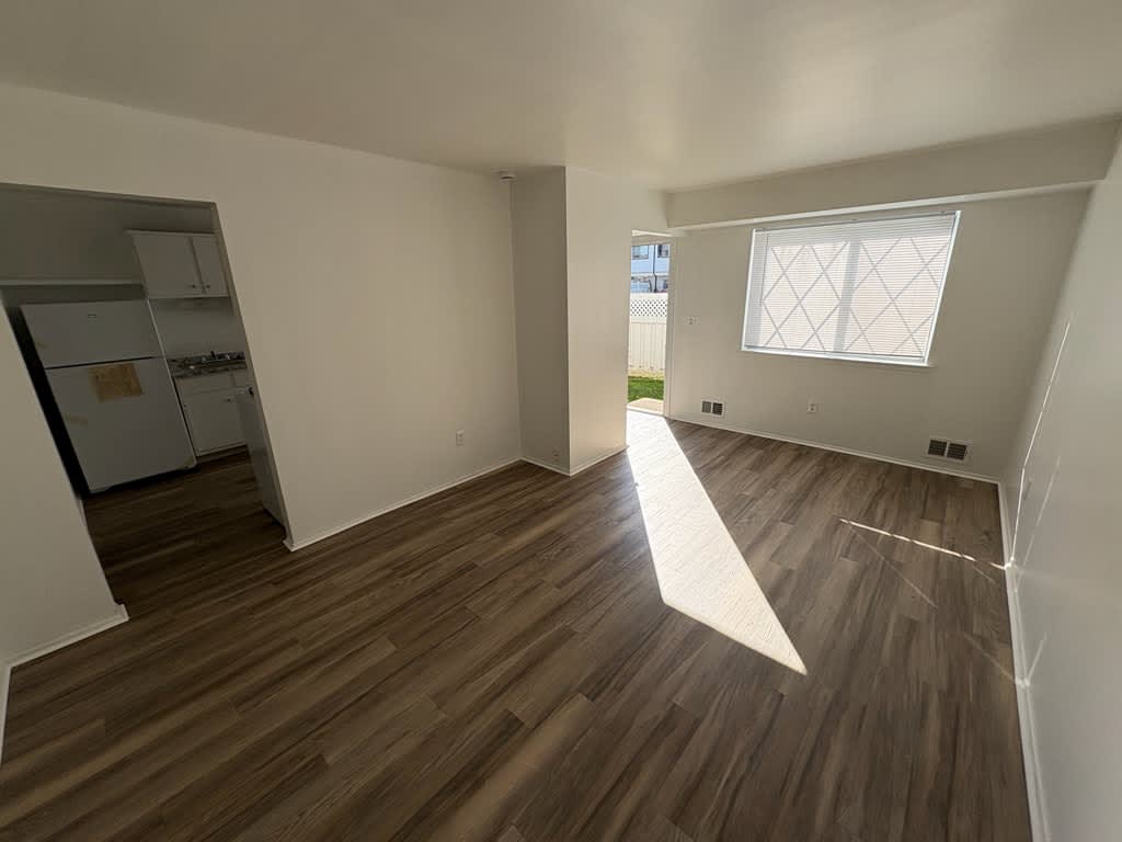 24881 Mayfair Street – photo 3