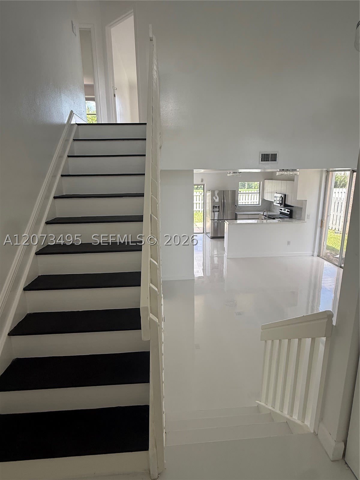 875 NW 99th Ave – photo 5