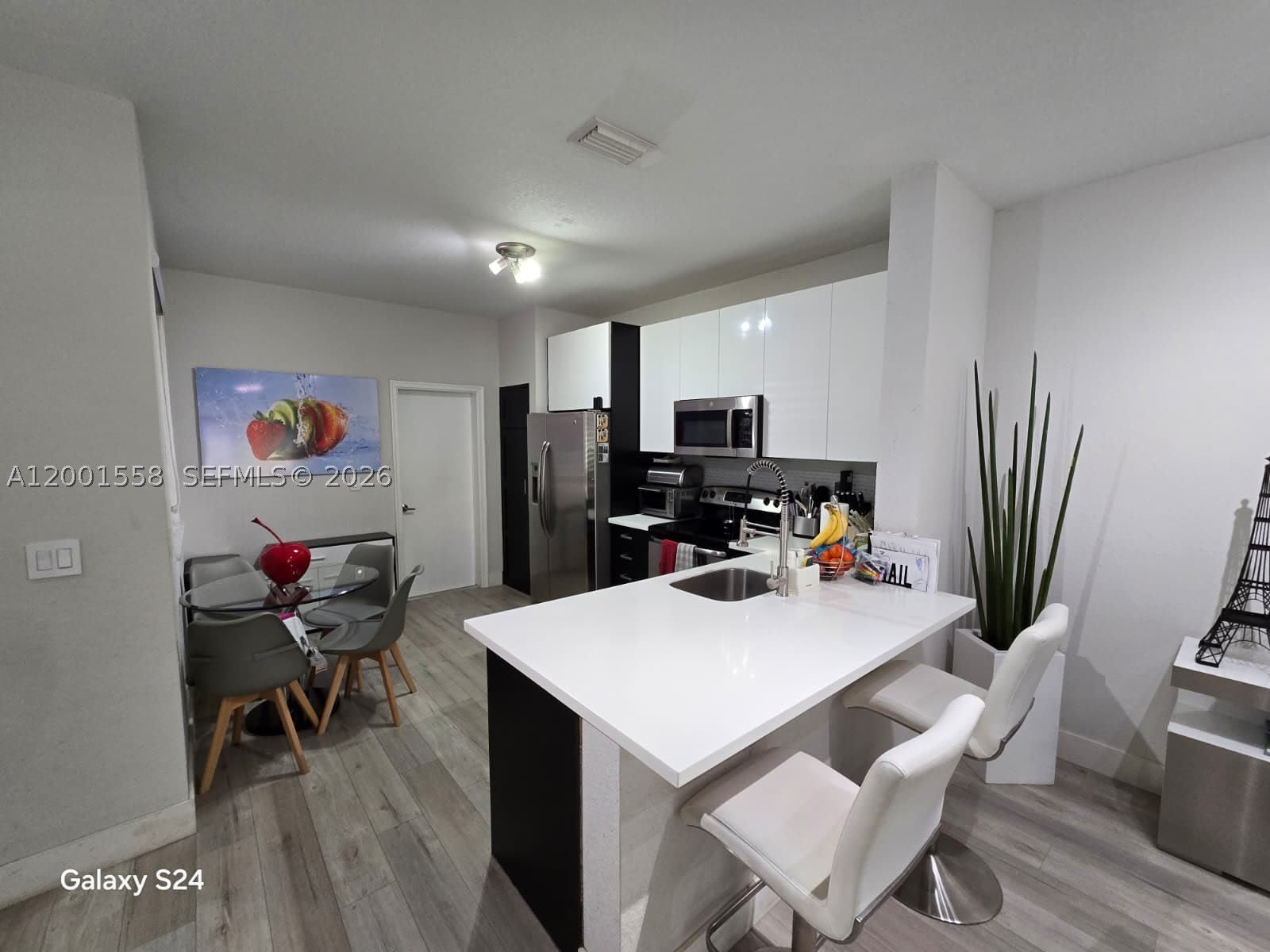 2190 Hacienda Ter – photo 5