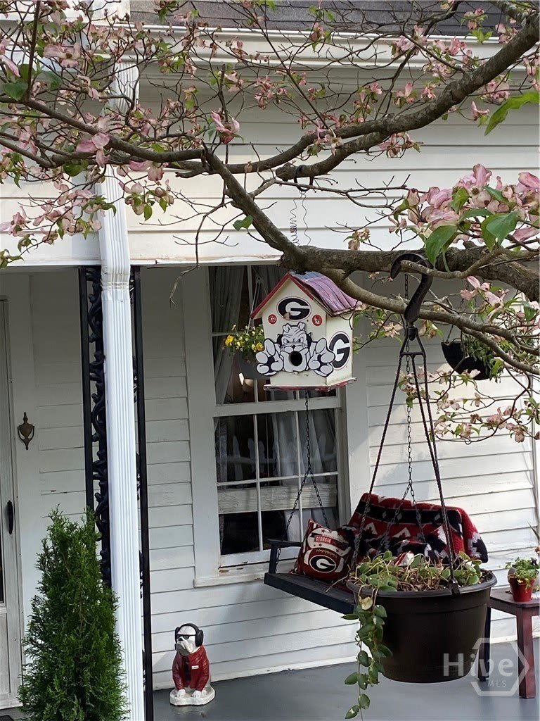 147 White Circle – photo 2
