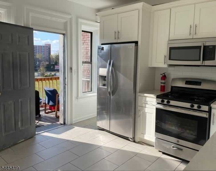 276-282 Morris Ave – photo 2