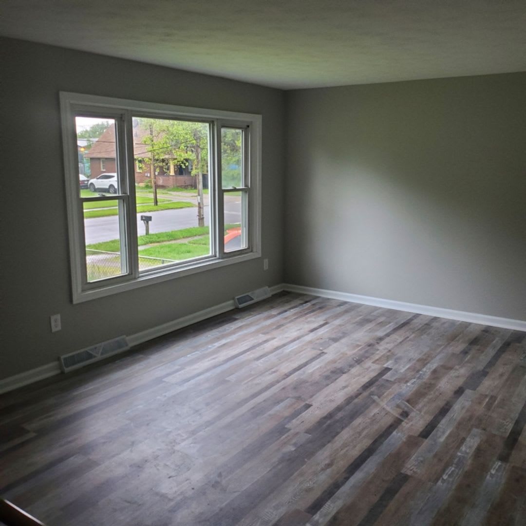 6 Bdrm House For Rent – photo 2