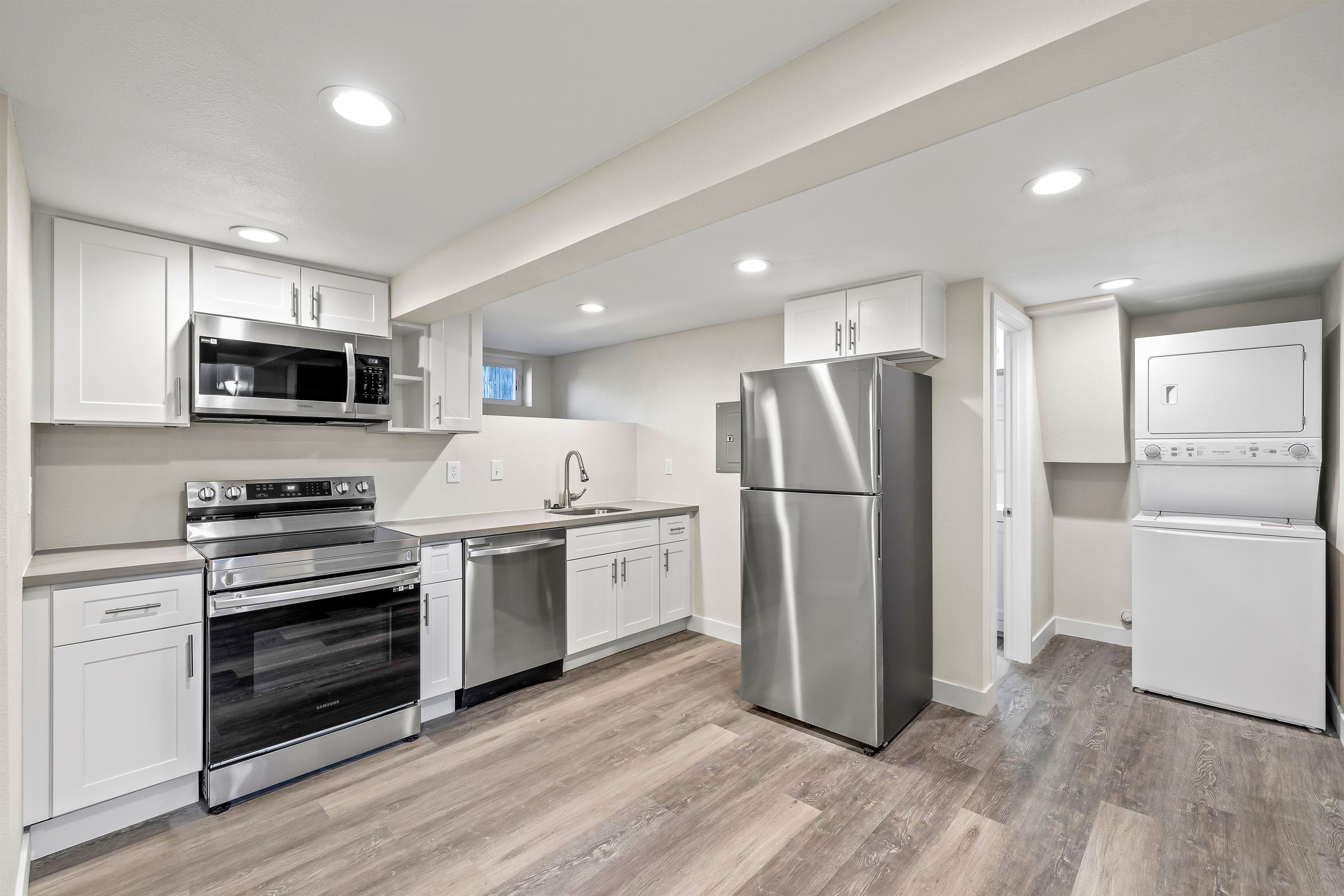 4204 51st Street – photo 1