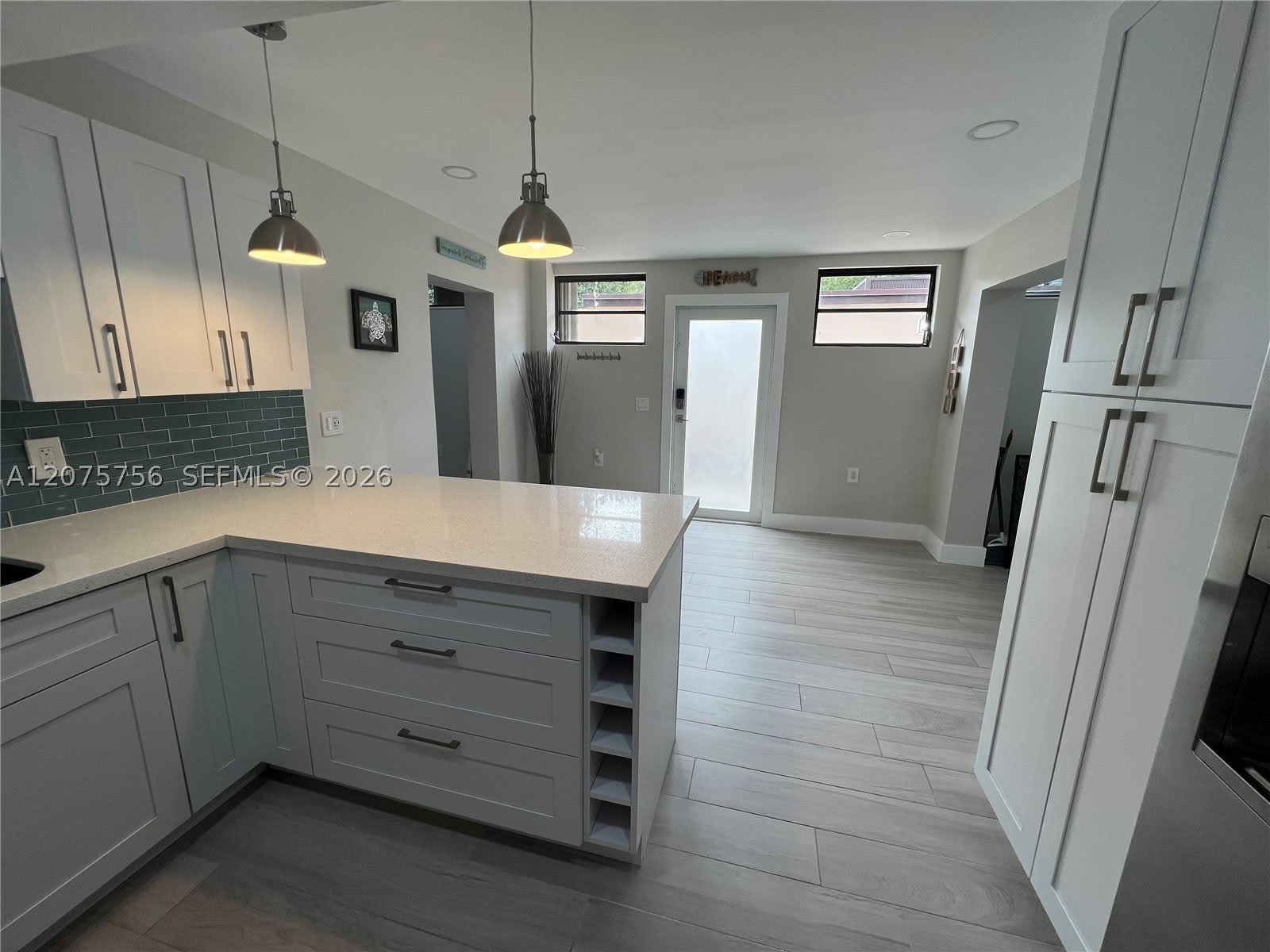15012 Royal Palm Ave – photo 3