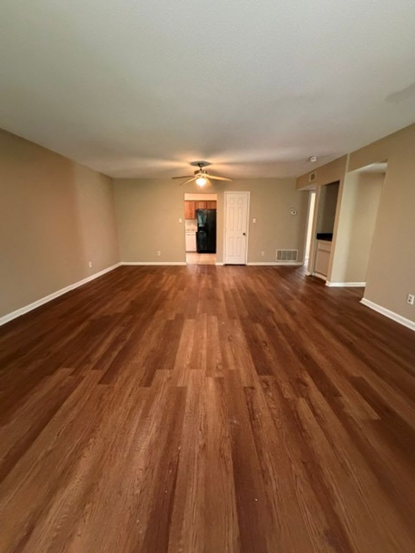 Inviting Two-Bedroom Home Near Savannah’s Islands – photo 4